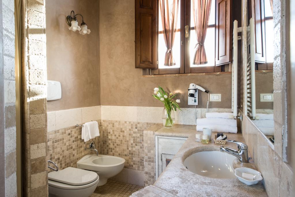 Relais La Leopoldina Hotel Bettolle Cameră foto